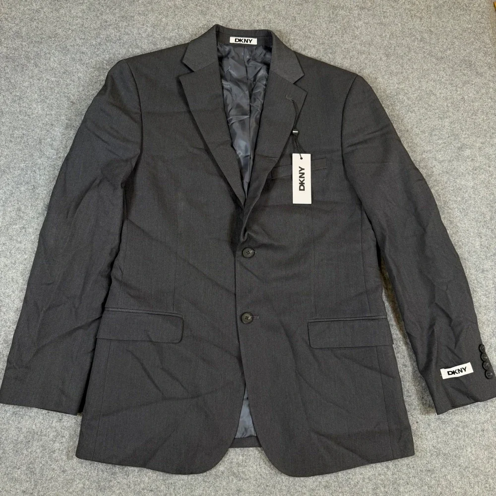 DKNY Duran Men Charcoal Grey 2 Piece Suit 40R 33W DNUR217W0020 New